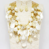89495, FRESHWATER PEARL N ACRYLIC CLUSTER STATEMENT NECKLACE