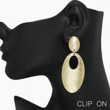 90899, GEOMETRIC OVAL SCRATCH METAL CLIP ON EARRING