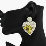 91090, FLOWER ACCENT HEART SEED BEADED EARRING