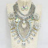 91502, FLOWER RHINESTONE ACCENT STATEMENT NECKLACE