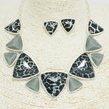 91790, LEOPARD PRINT GEOMETRIC NECKLACE