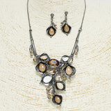 91829, FLOWER ACCENT STATEMENT NECKLACE