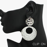 92459, HAMMERED GEOMETRIC METAL CLIP ON EARRING