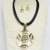 94399, LEOPARD PRINT ACCENT GEOMETRIC NECKLACE