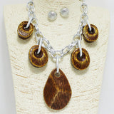94460, GEOMETRIC ANTIQUE ACRYLIC CHARM NECKLACE