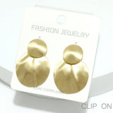94772, HAMMERED ROUND METAL CLIP ON EARRING
