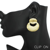 94904, HAMMERED METAL CLIP ON EARRING