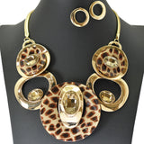 96755, ROUND CELLULOID ACETATE WITH RHINESTONE NECKLACE