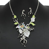 96763, BUTTERFLY ACCENT ENAMEL FLORAL NECKLACE