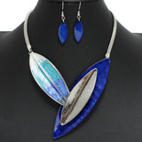 96764, LEAF CELLULOID ACETATE NECKLACE