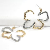 97013TWO TONE. HAMMERED METAL FLOWER HOOP EARRING