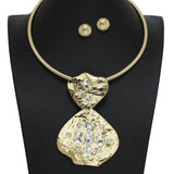 97091, GEOMETRIC RHINESTONE ACCENT HAMMERED METAL CHOKER NECKLACE