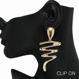 99272, SCRATCH DESIGN METAL DANGLE CLIP ON EARRING