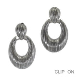99516, OVAL GEOMETRIC TEXTURED METAL CLIP ON EARRING