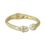 Hammered Pearl Hinged Cuff Bracelet – Worn Gold/Cream · BW40665WGCRM_WT _DSC8474