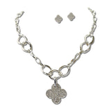Pave Clover Pendant Chain Necklace Set – Silver/Clear · LNE1046RHCRY_PK _DSC8672