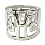 Wide Geometric Cutout Hinged Bangle Bracelet – Silver · JB10516R_JK _DSC9059